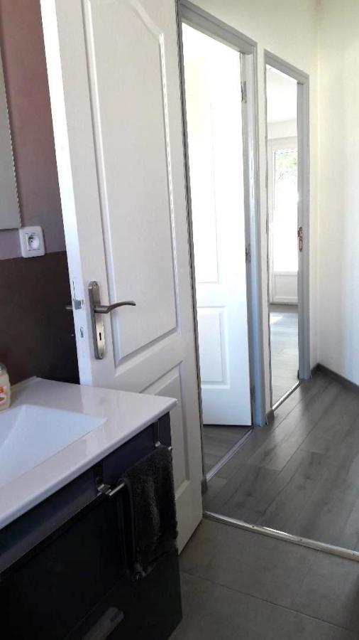 Cote Indigo - 7 Personnes, 3 Chambres, 3 Terrasses - A 150 De La Saint-Pierre-la-Mer (Aude)